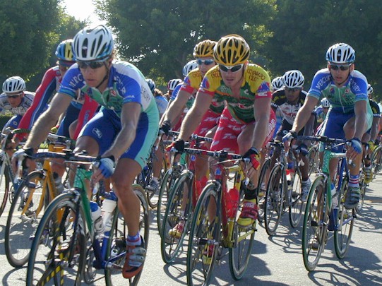 The Men's Pro Peloton flying around the bend!!